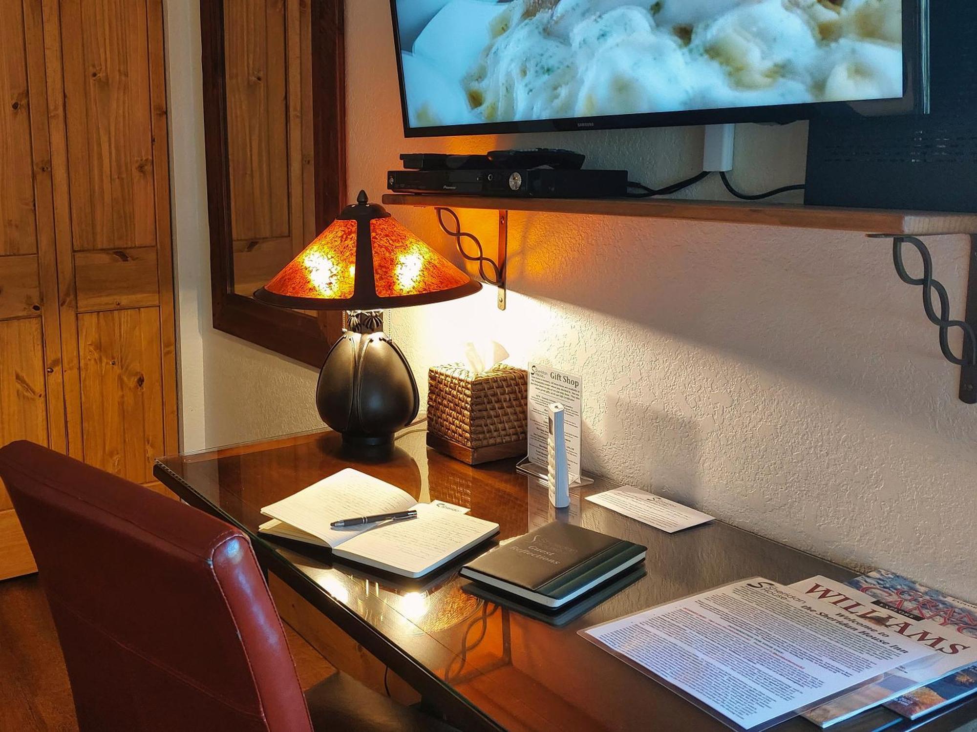 Sheridan House Inn- Adult Only Accommodation Williams Exteriör bild